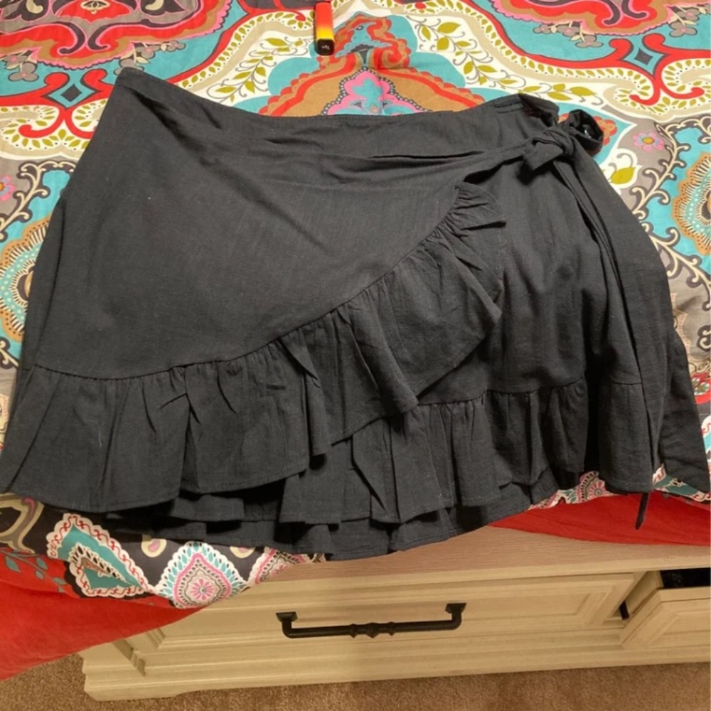 Black wrap around skirt